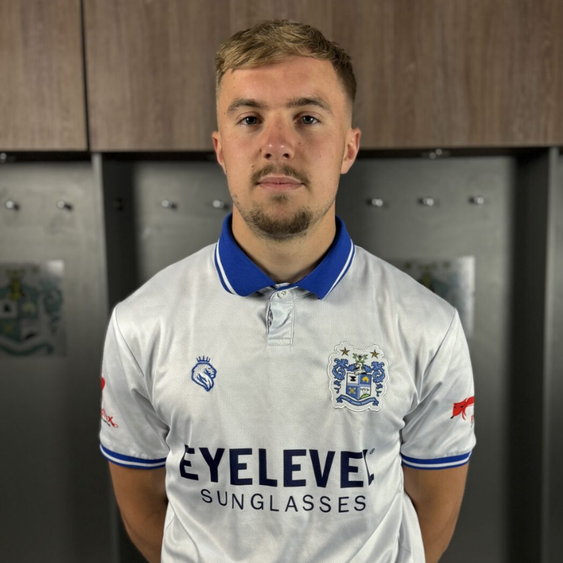 Bury sign full-back Will Calligan from Stockport Town