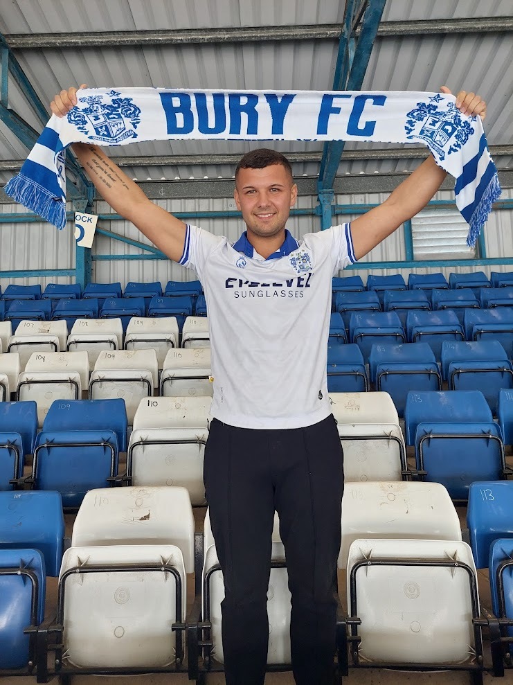 Ex-Bamber Bridge captain says 'let's go' after joining Shakers